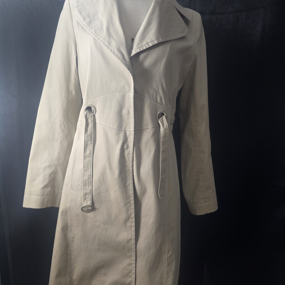 Via Spiga Light Tan Trench Coat